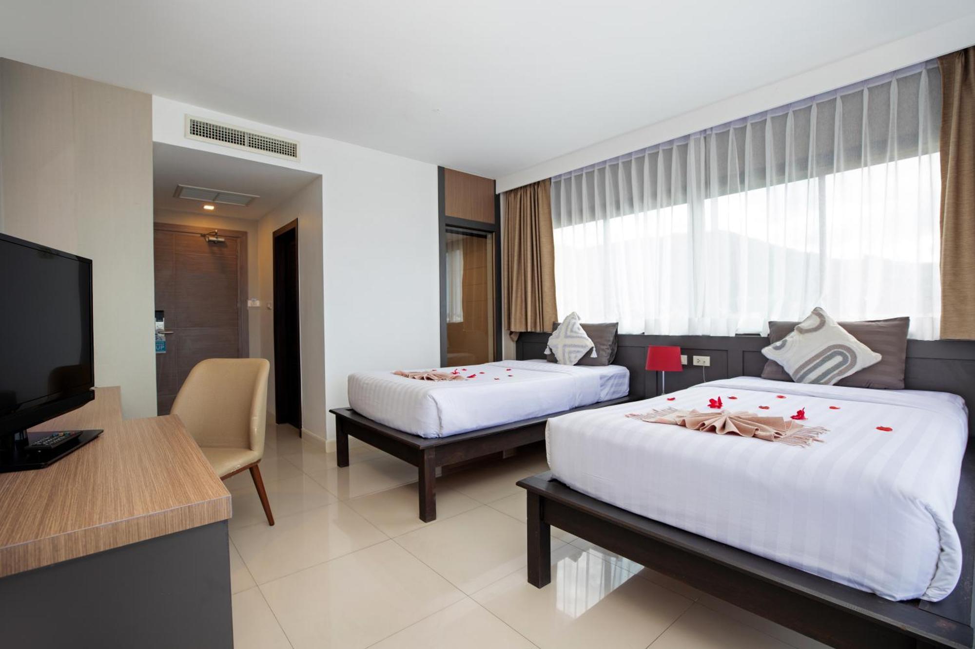 Casa Del M Phuket - Newly Renovated Otel Patong Dış mekan fotoğraf