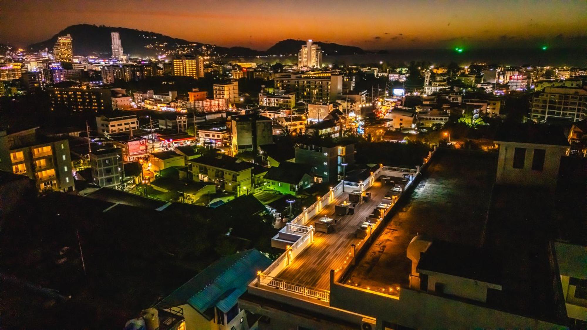 Casa Del M Phuket - Newly Renovated Otel Patong Dış mekan fotoğraf